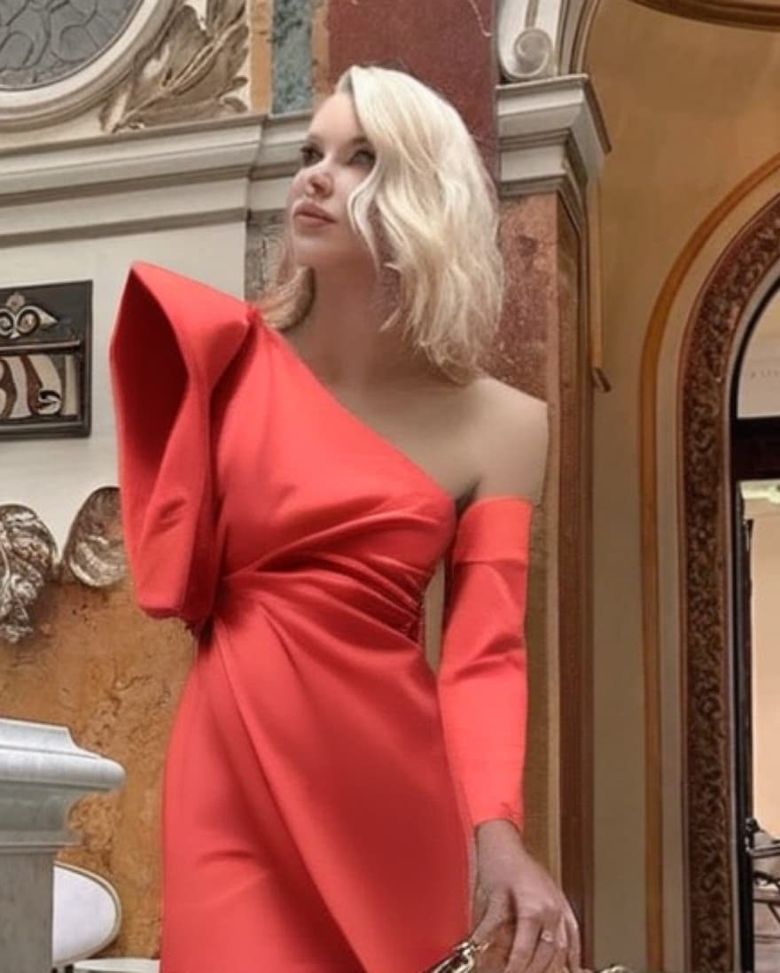 Jovani Formal Red Gown high Slit Train - Image 3