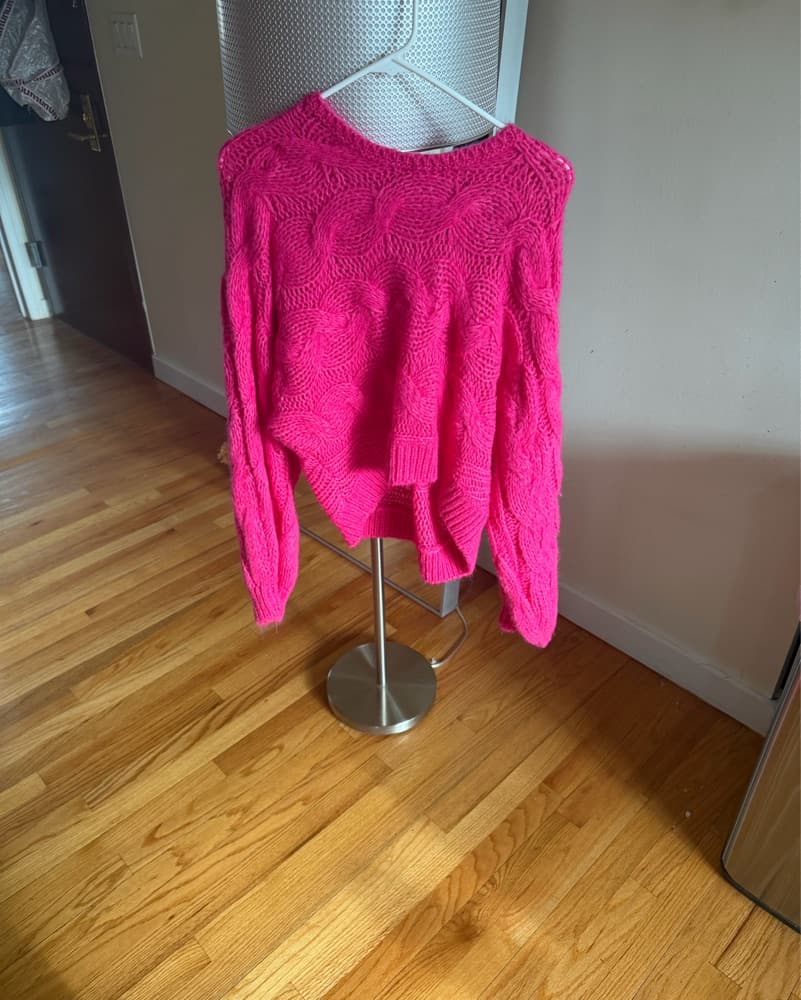 Vibrant Fuchsia Knit Sweater - Image 2