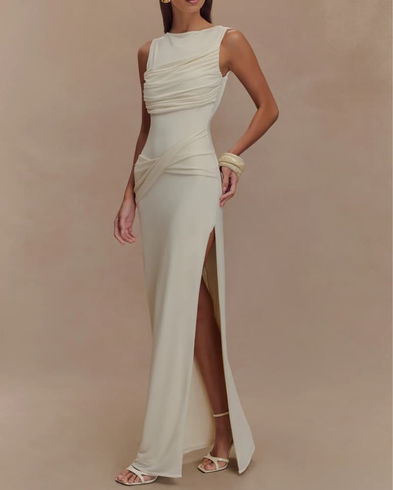 Elegant White Halter Gown - Image 1