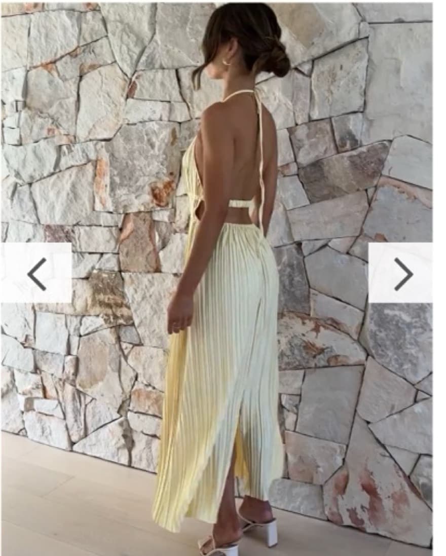 Elegant Pleated Halter Yellow Maxi Dress - Image 2