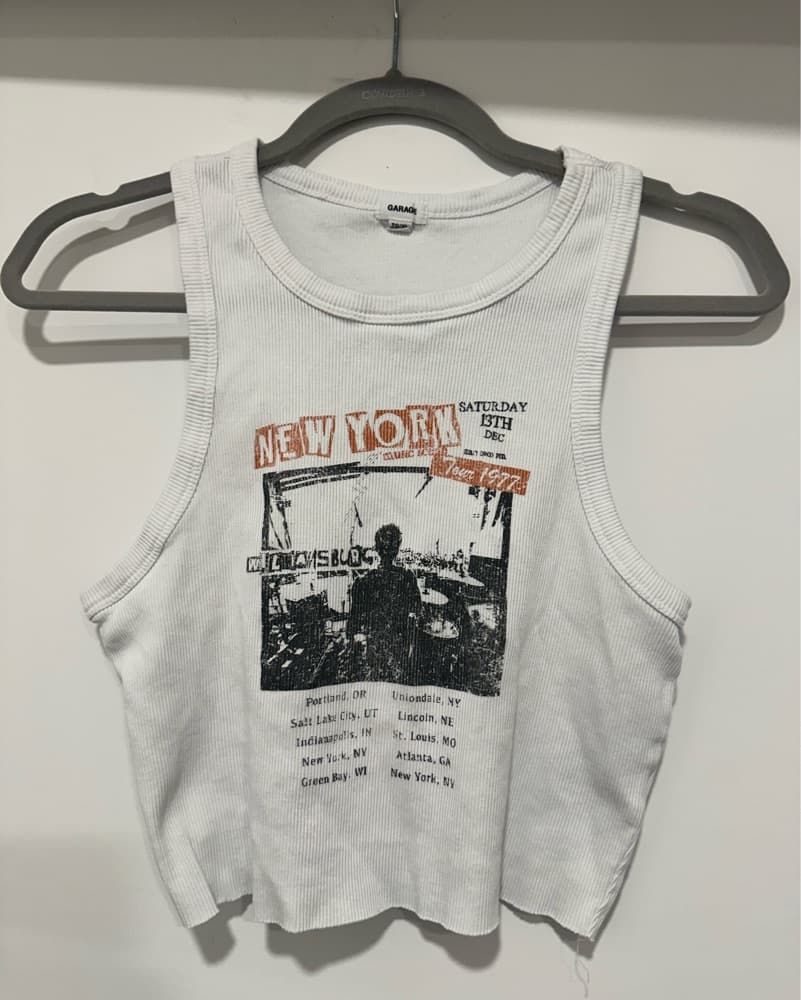 Cropped Ribbed Tank Top - Image 1