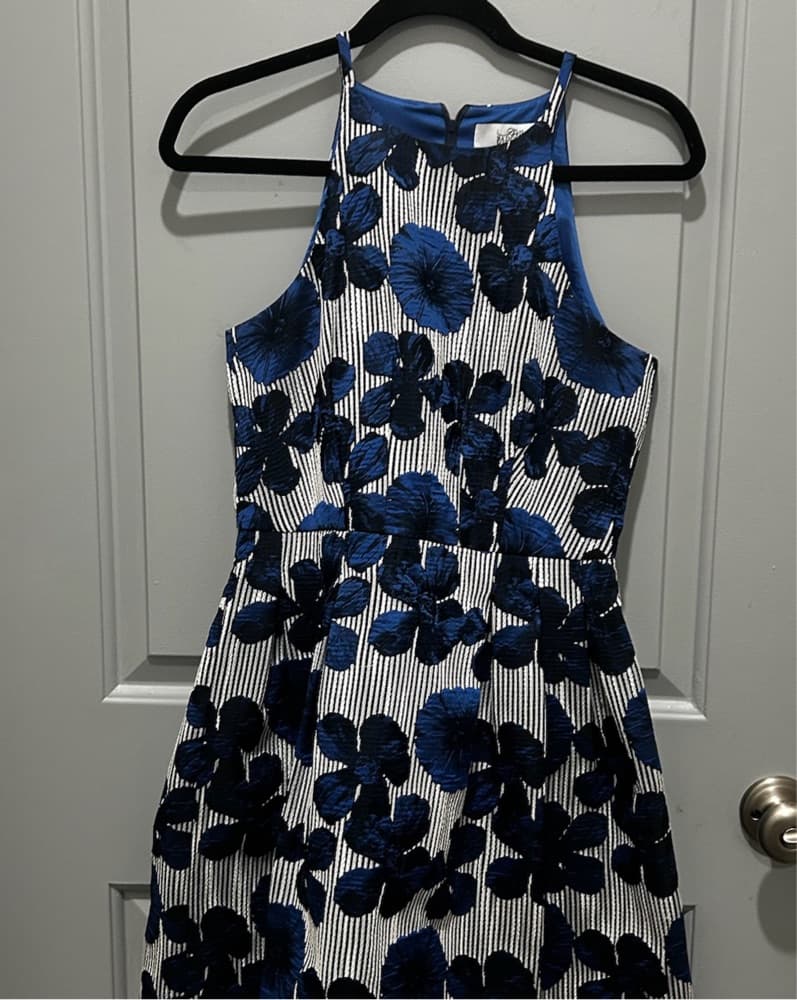 Elegant Blue and White Floral Dress - Image 1