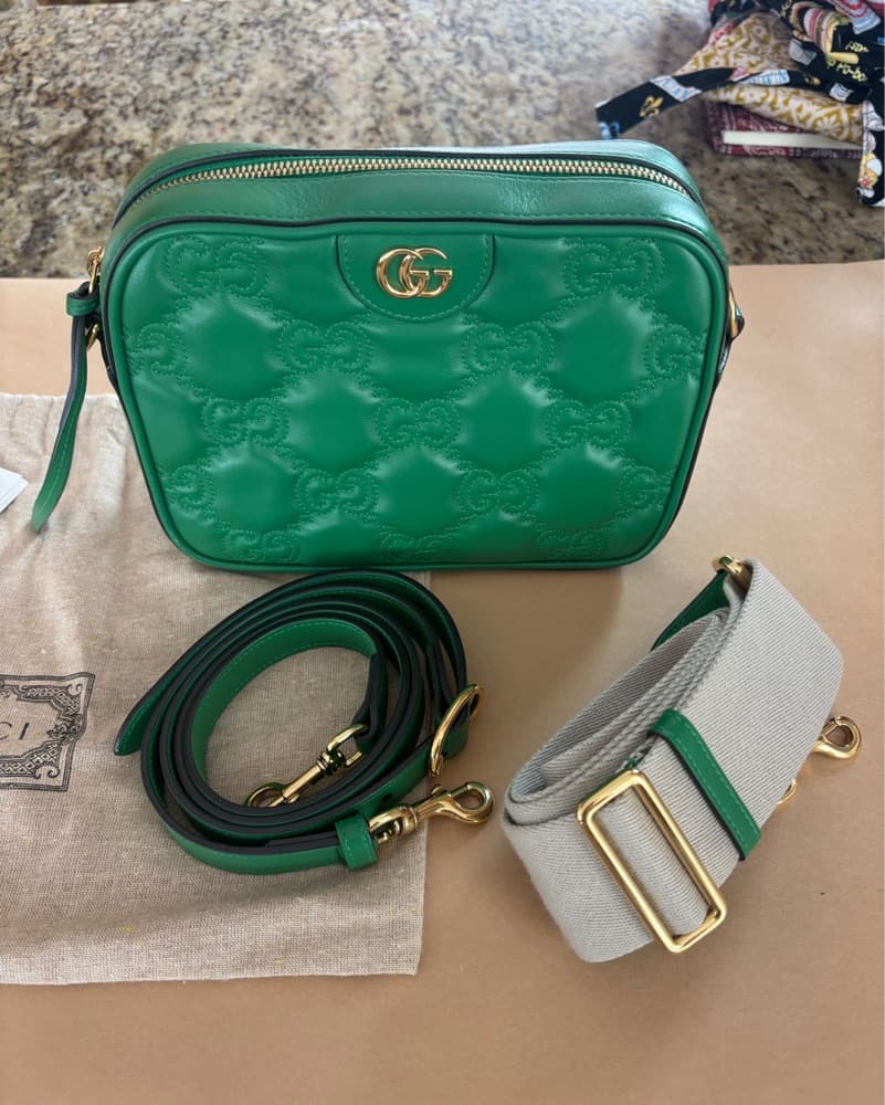 Gucci GG Matelasse Camera Bag - Image 6