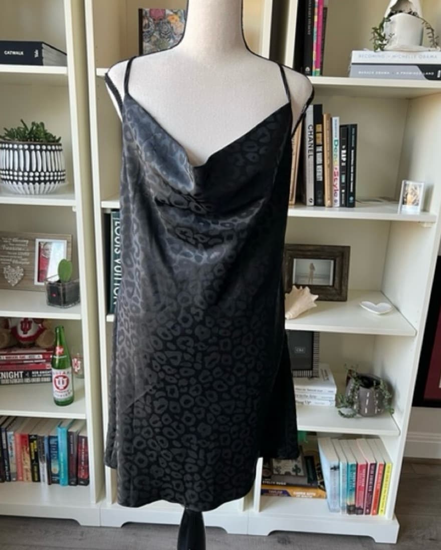 Forever 21 Silk Black Dress - Image 3