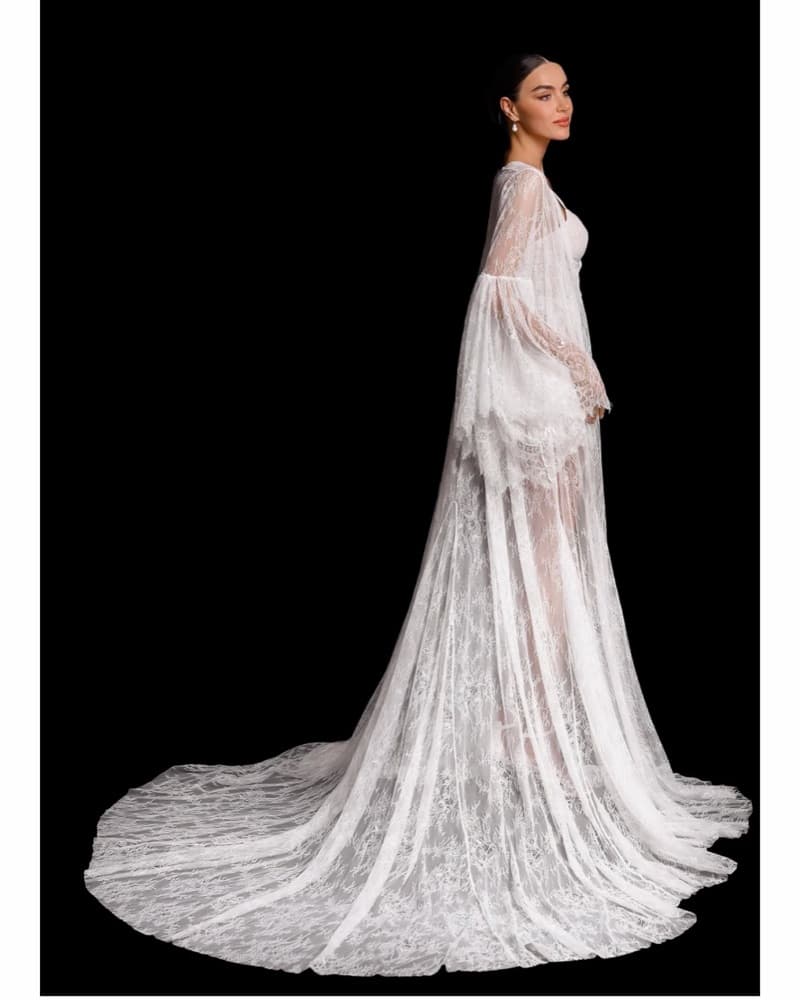 Voir Bridal Robe And Lingerie Set  - Image 2