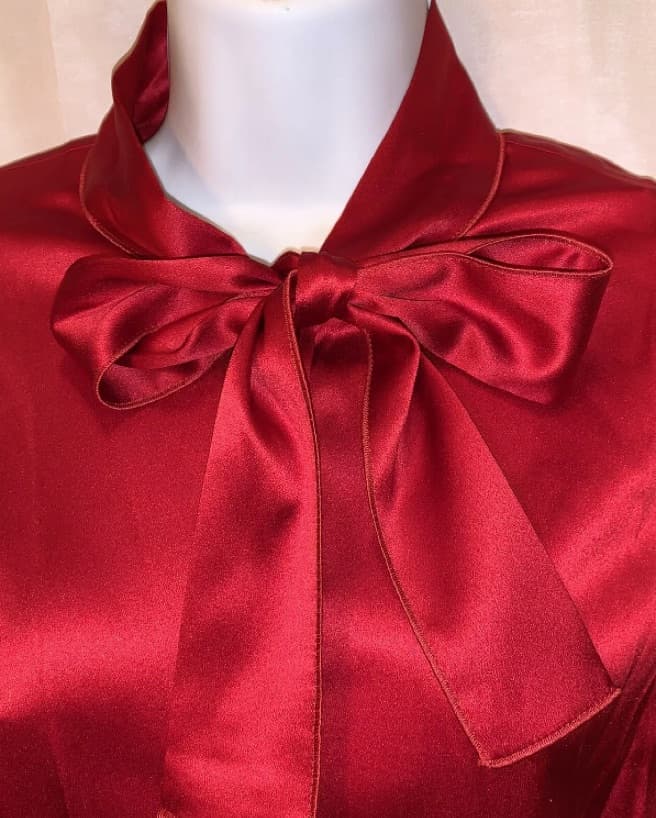 nwt DOLCE & GABBANA size 44 silk blouse - Image 2