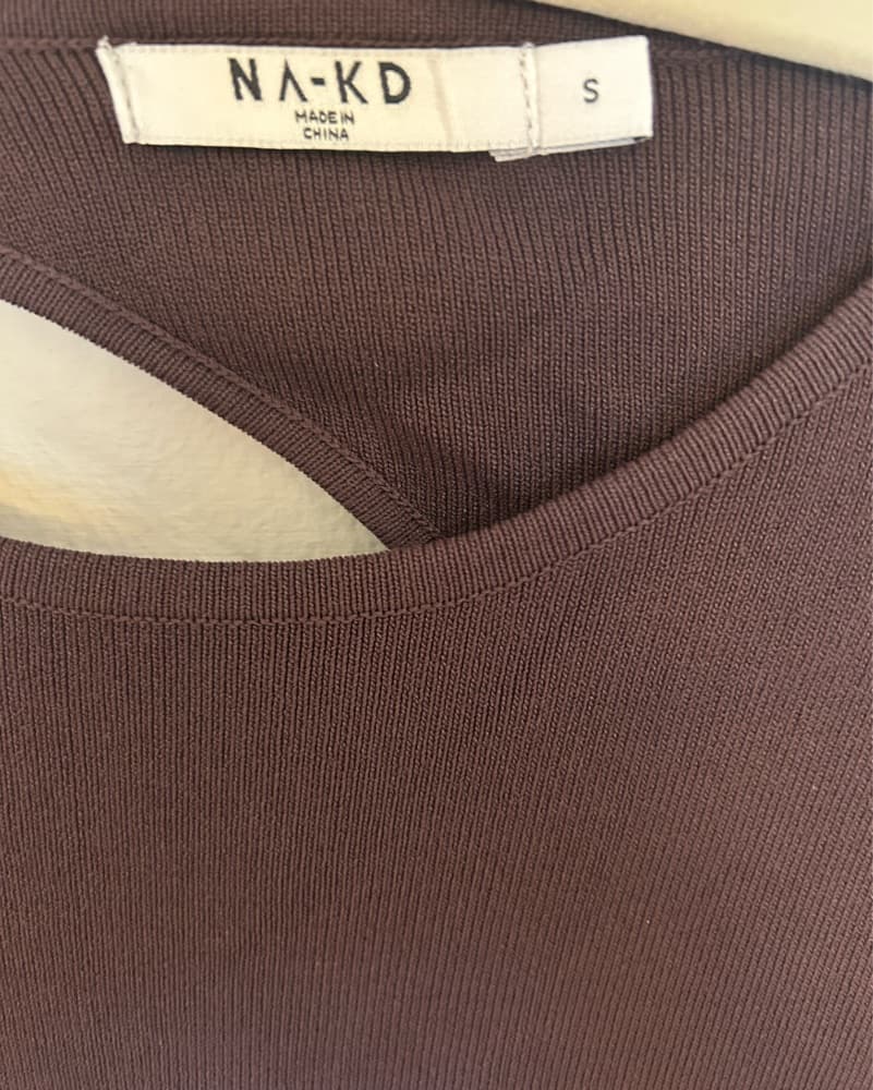 NA-KD Chocolate cut-out dress - Image 2