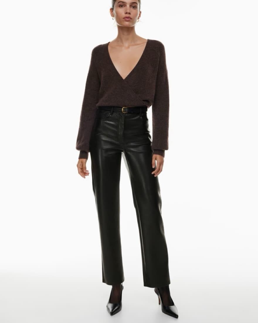 Aritzia Melina Pant Short Black - Image 1