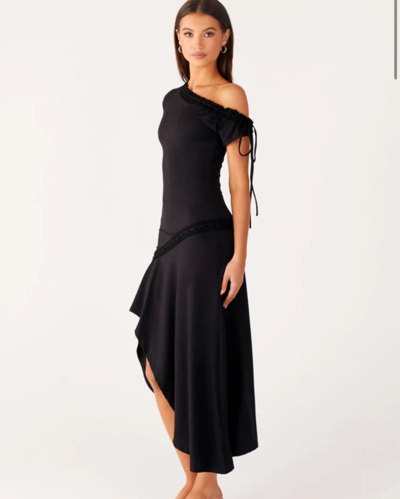 Black Asymmetrical Off The Shoulder Dres - Image 1