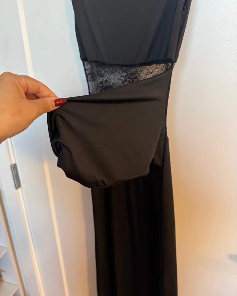 Elegant Black Lace Maxi Dress - Image 2