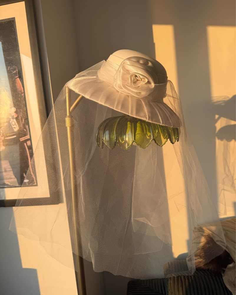Vintage Bridal Sun Hat With Veil - Image 4
