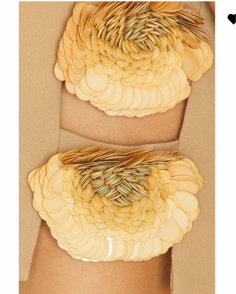 Alexis Nude Set W/ 3D Flower Details  - Image 6
