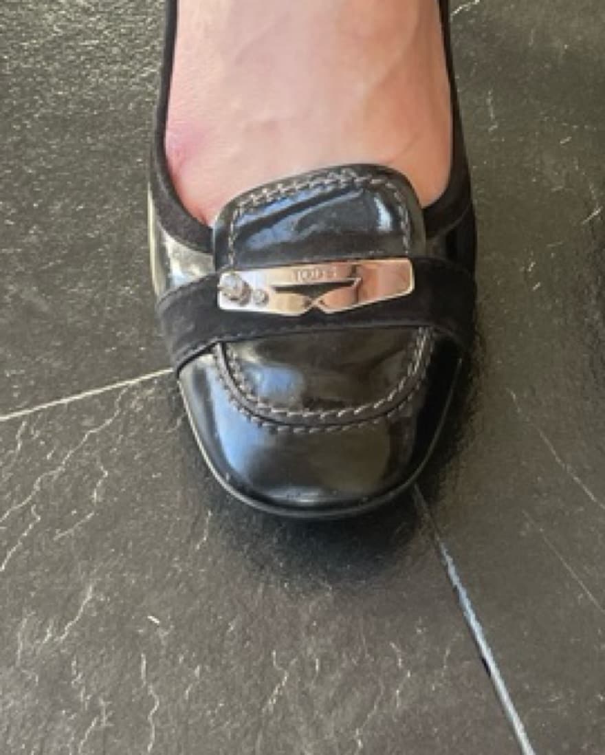 VTG Tod’s Black Loafer Heels - Image 3