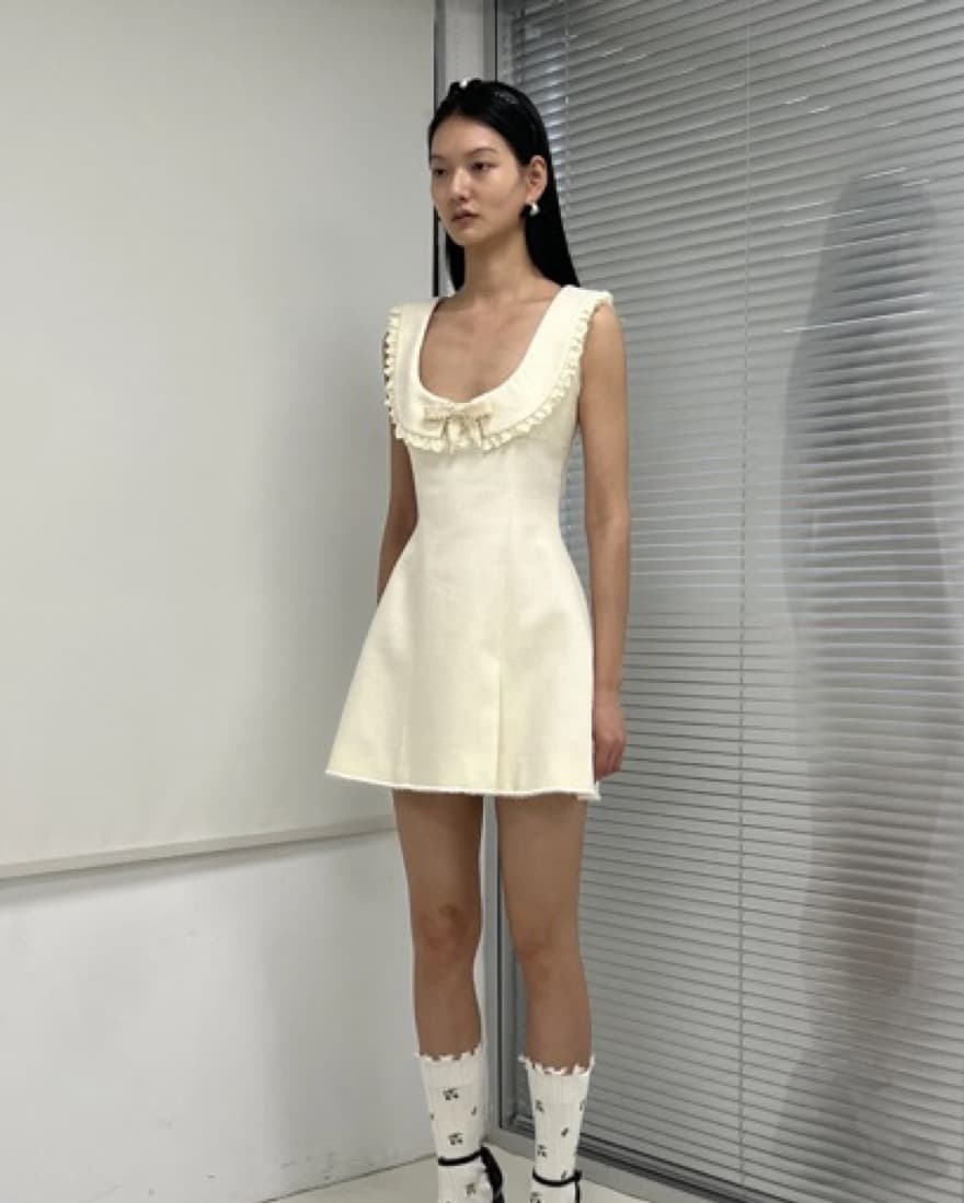 SHUSHU/TONG Cream Round Neck Bow Dress - Image 3