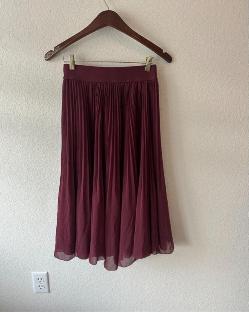 Aritzia Twirl Skirt - Image 4