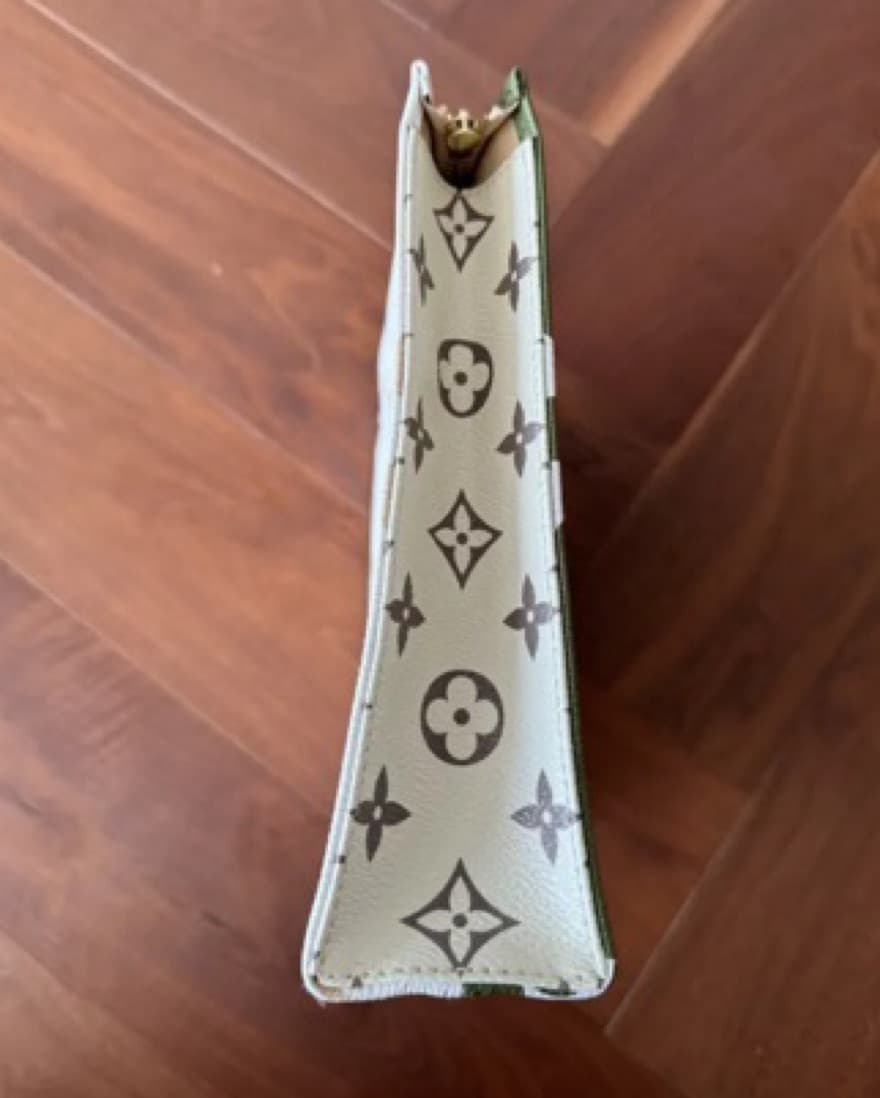Louis Vuitton Clutch - Image 2