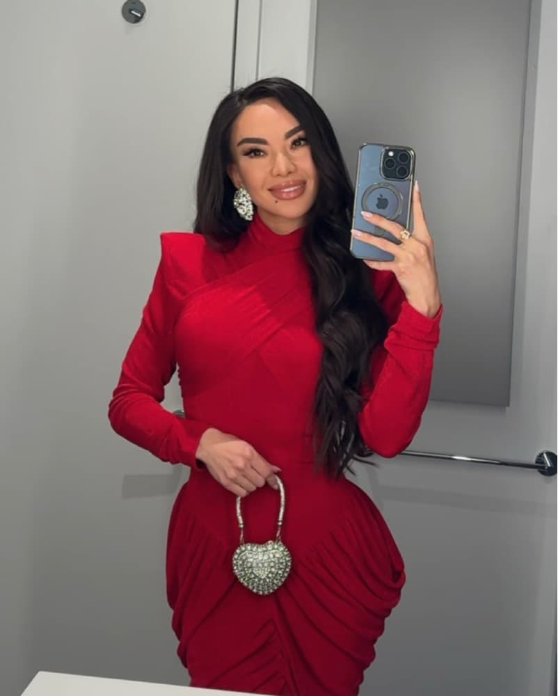 Red Ruched Backless Maxi Dress - Image 4