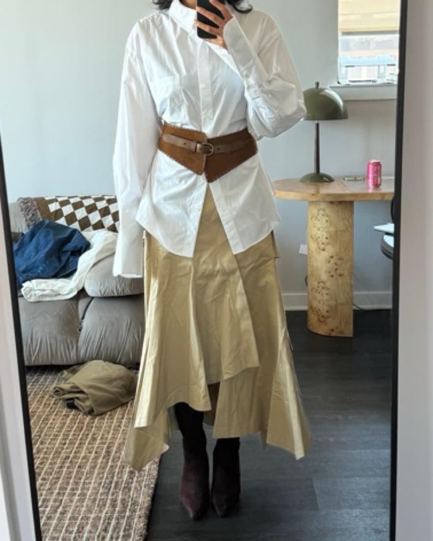 L’academie beige cargo skirt Revolve - Image 3