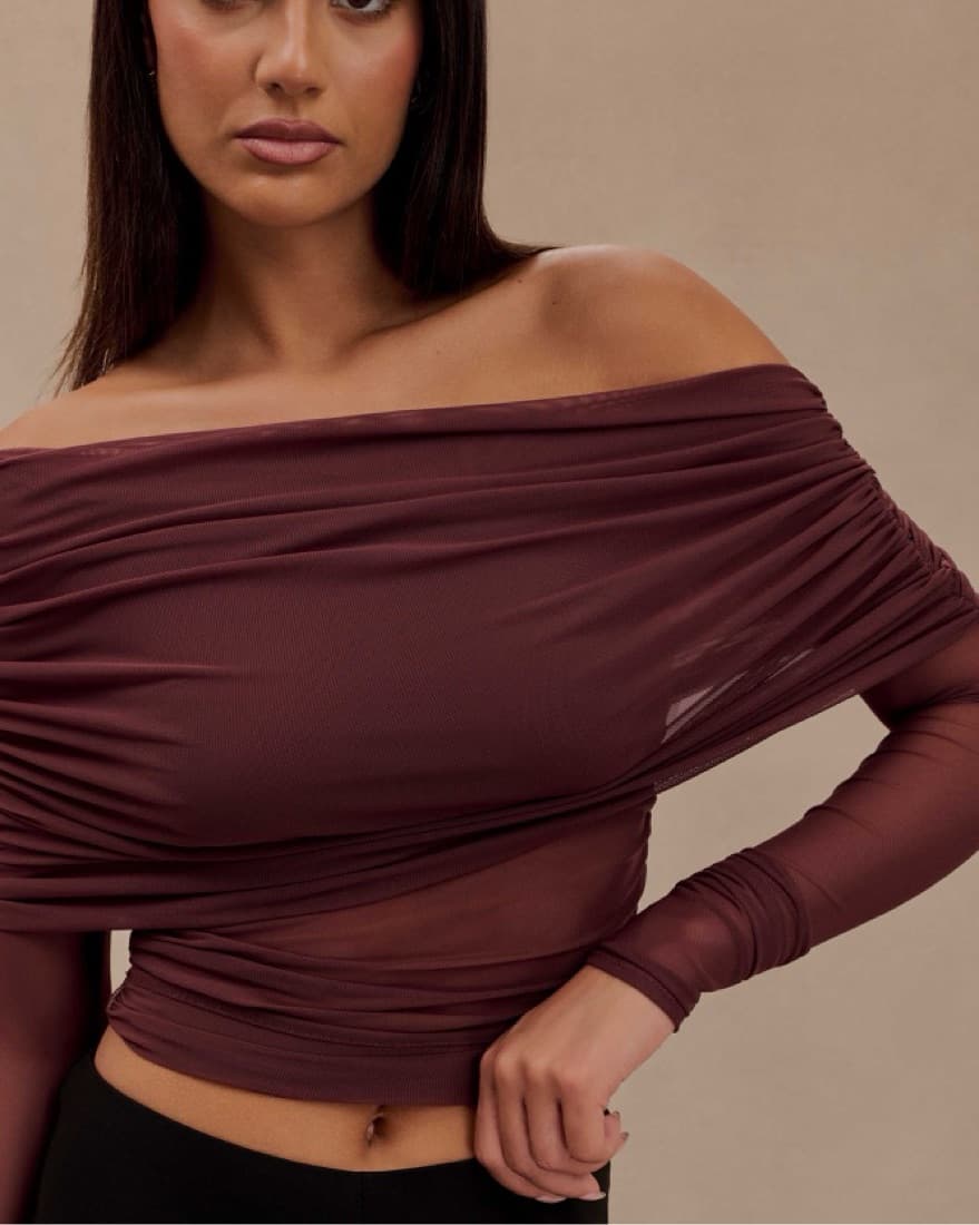 Meshki Everyly Burgandy Off The Shoulder - Image 3