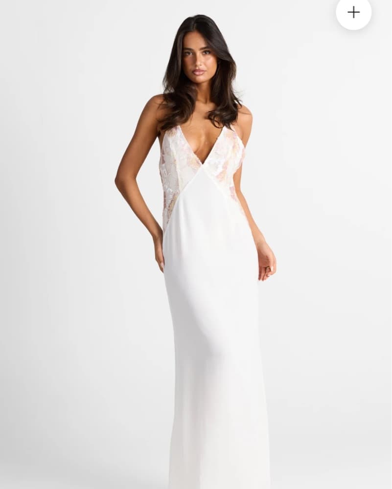 Elegant Halter Neck Lace Maxi Dress - Image 1