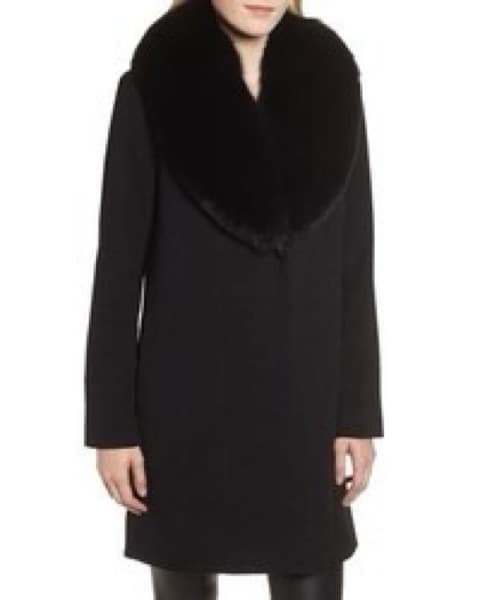 Luxurious Black Fox Fur Collar Coat - Image 2