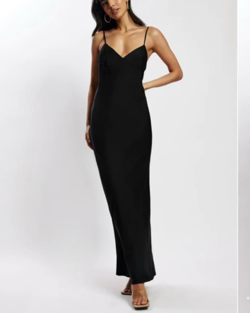 Meshki Elegant Black Maxi Dress - Image 1