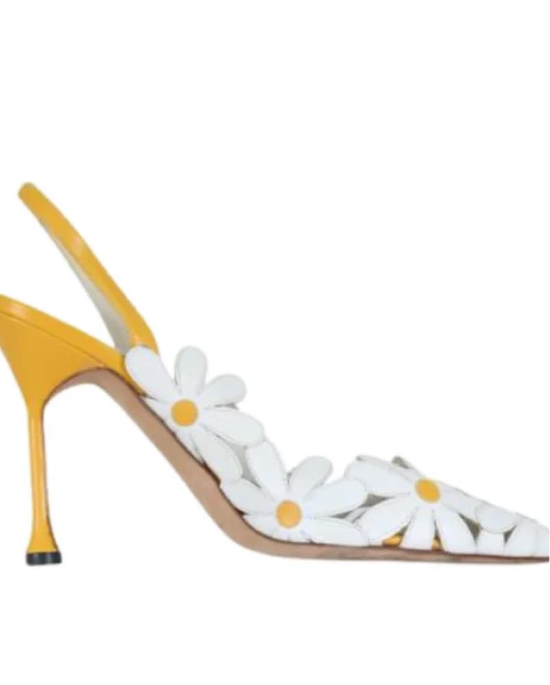Manola Blahnik Daisy Heels - Image 4