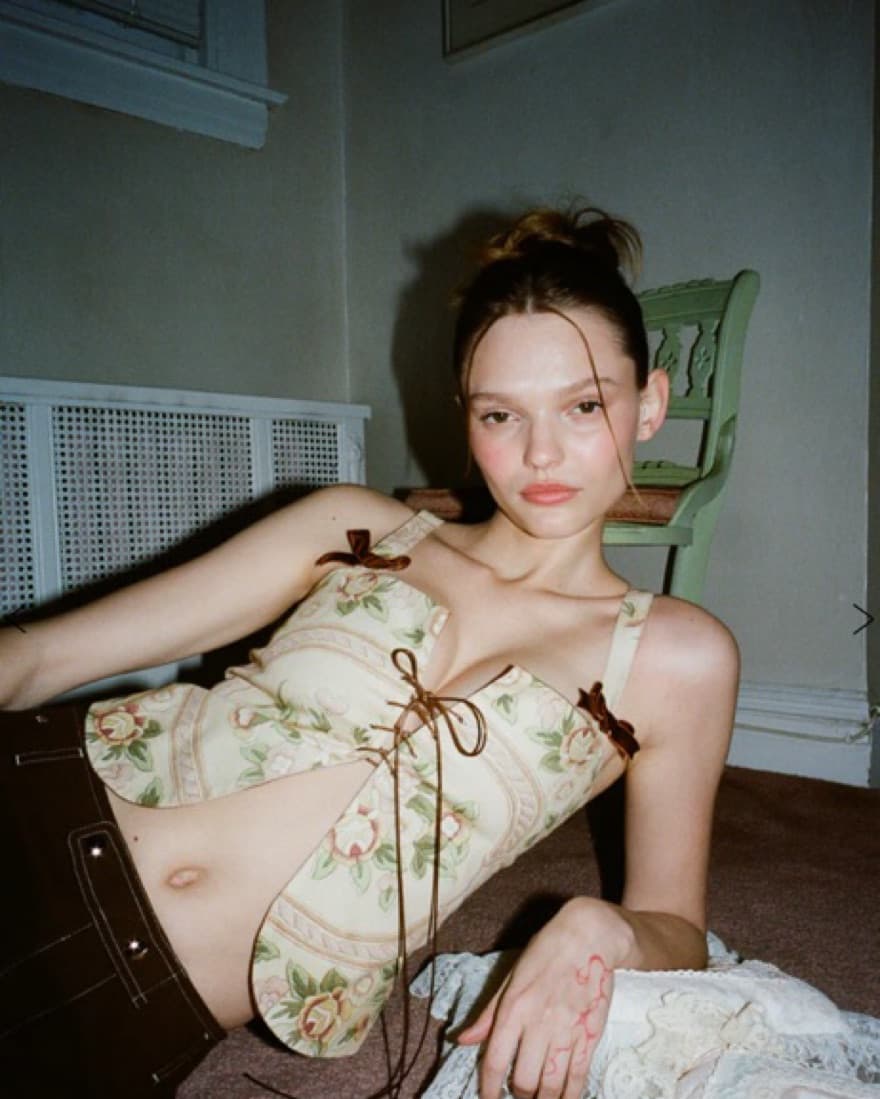 Blair Top In Lover print  - Image 1