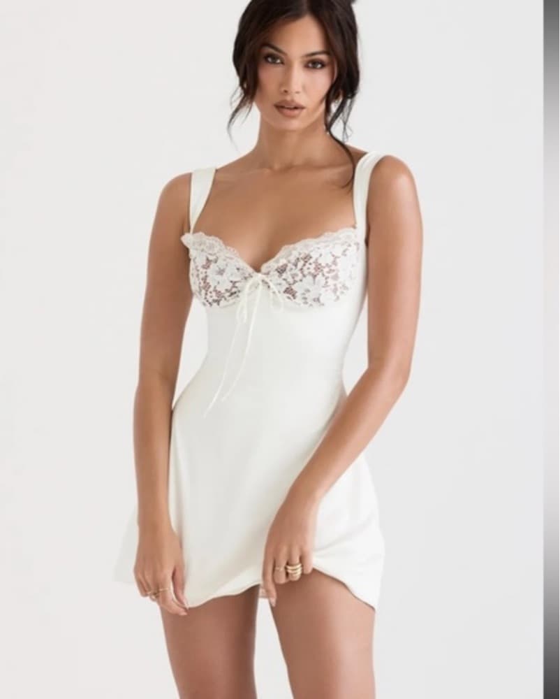 House of CB White dress - Image 2
