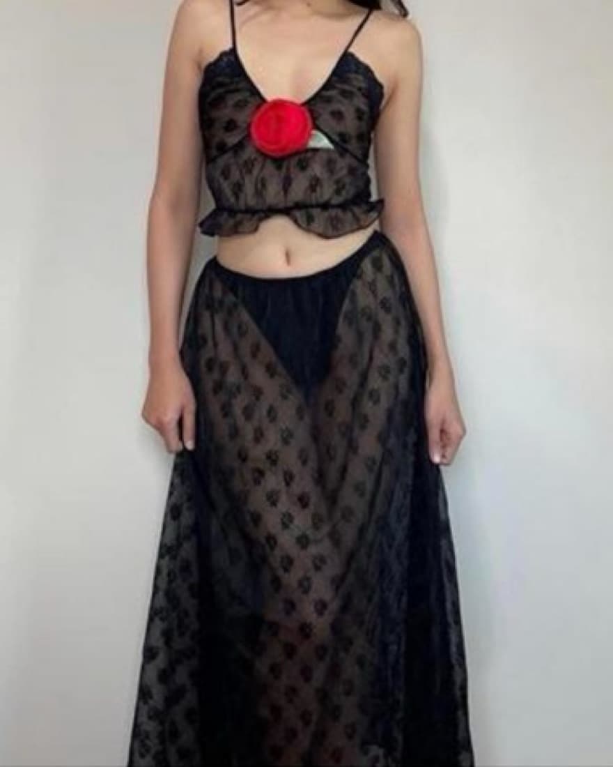 Black top and long skirt set with flower - Image 2