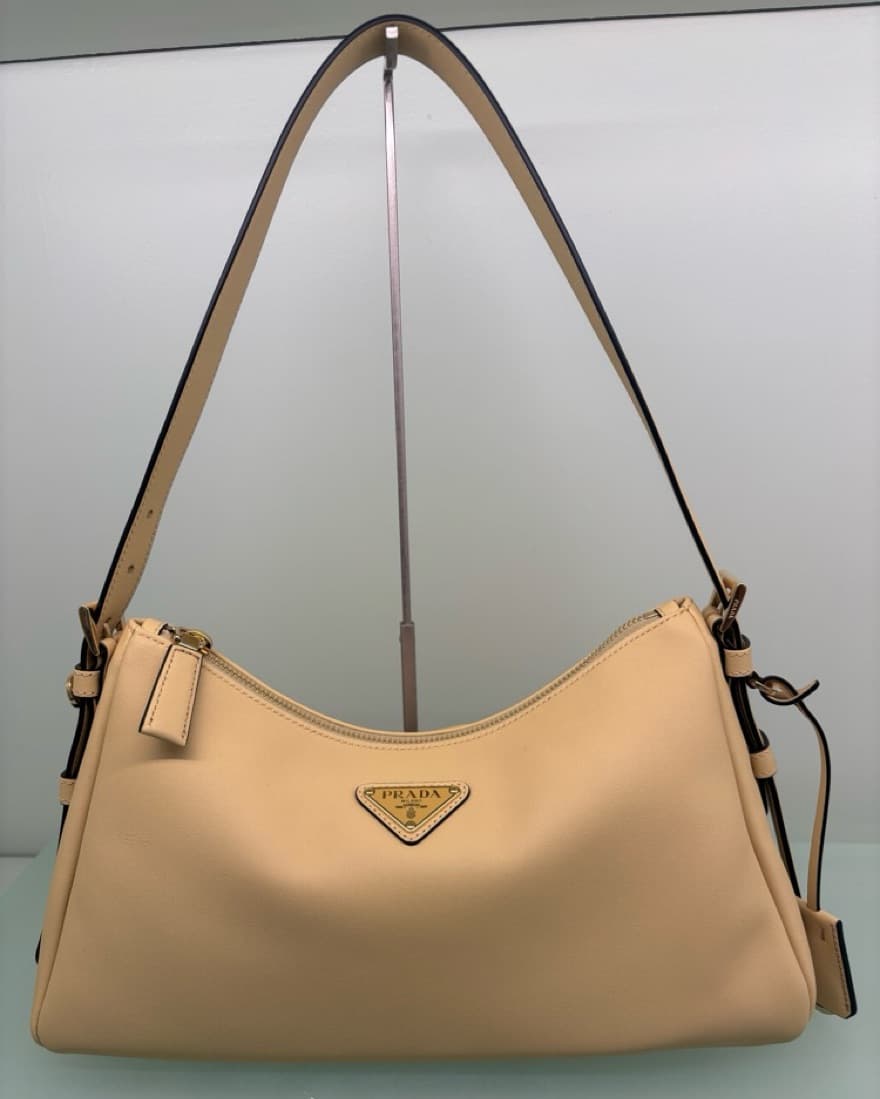 Prada Butter Yellow Leather Shoulder Bag - Image 4