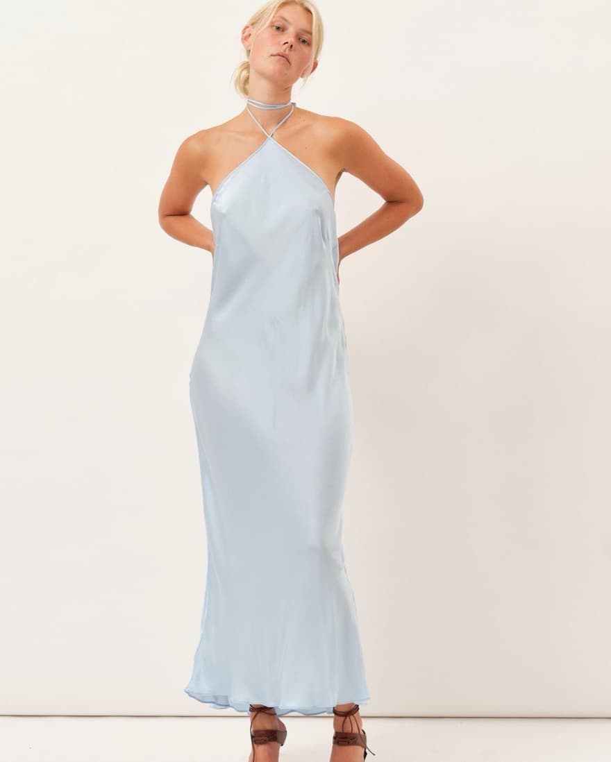 Kylie Jenner’s Famous Light Blue Dress - Image 4