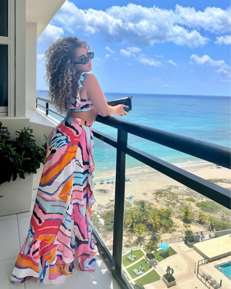 Vibrant Multicolor Vacation Maxi Set - Image 2