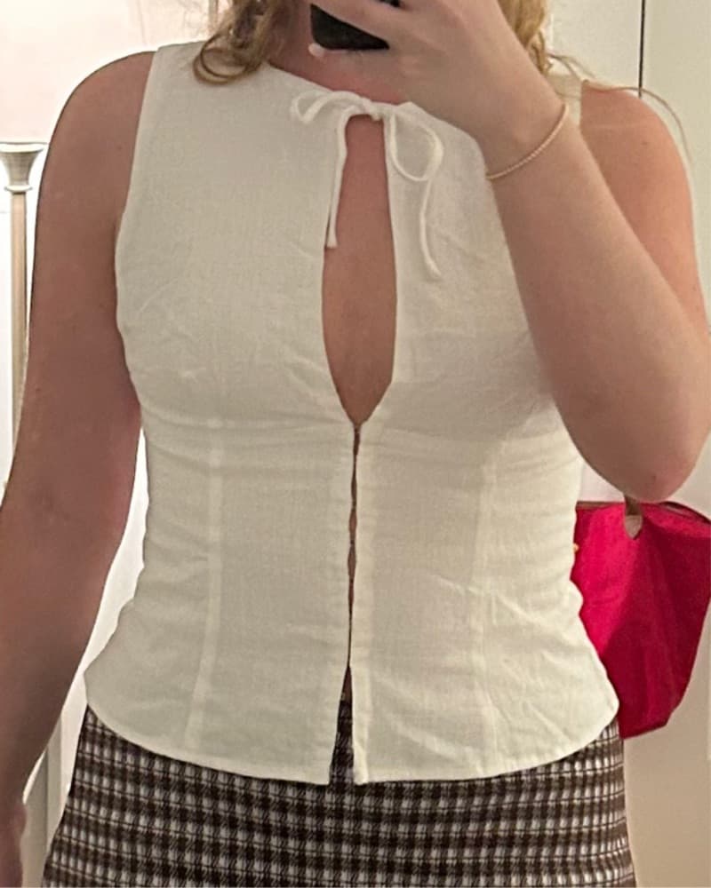 Princess Polly White Keyhole Top - Image 2