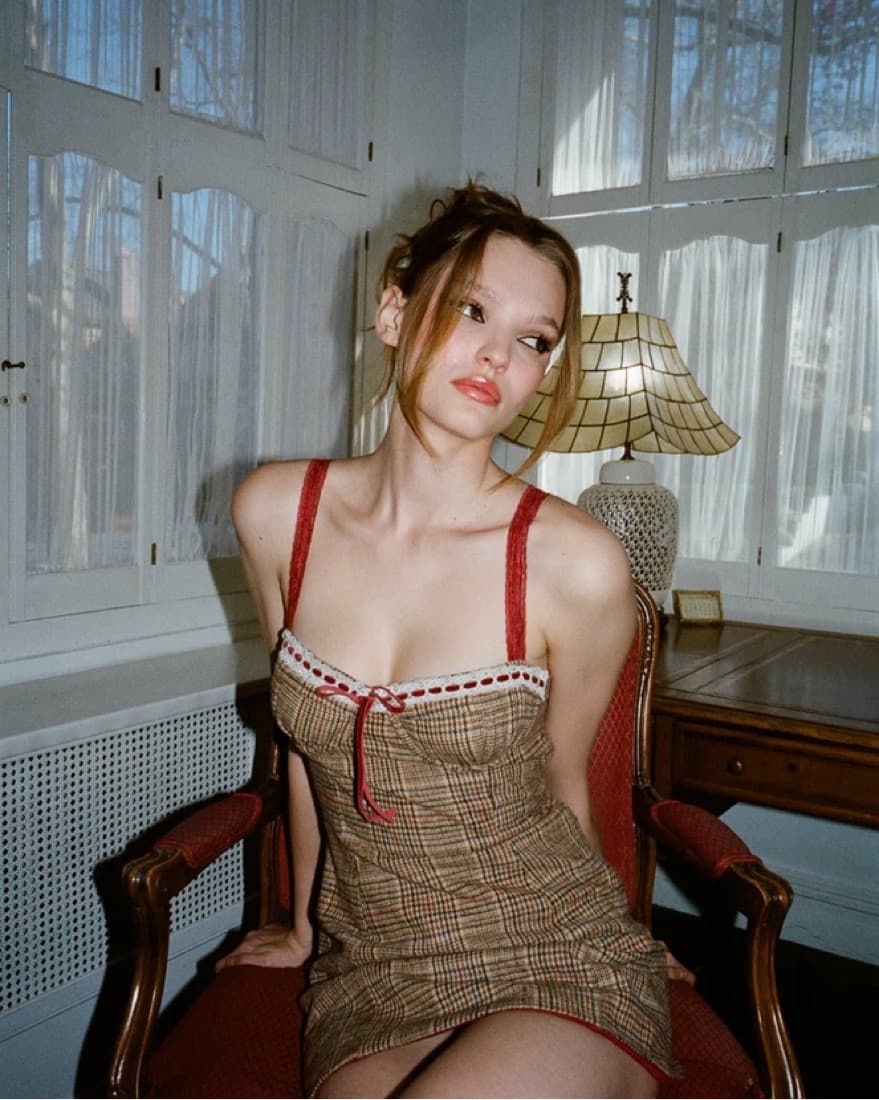 With jean Ryder dress - Image 2