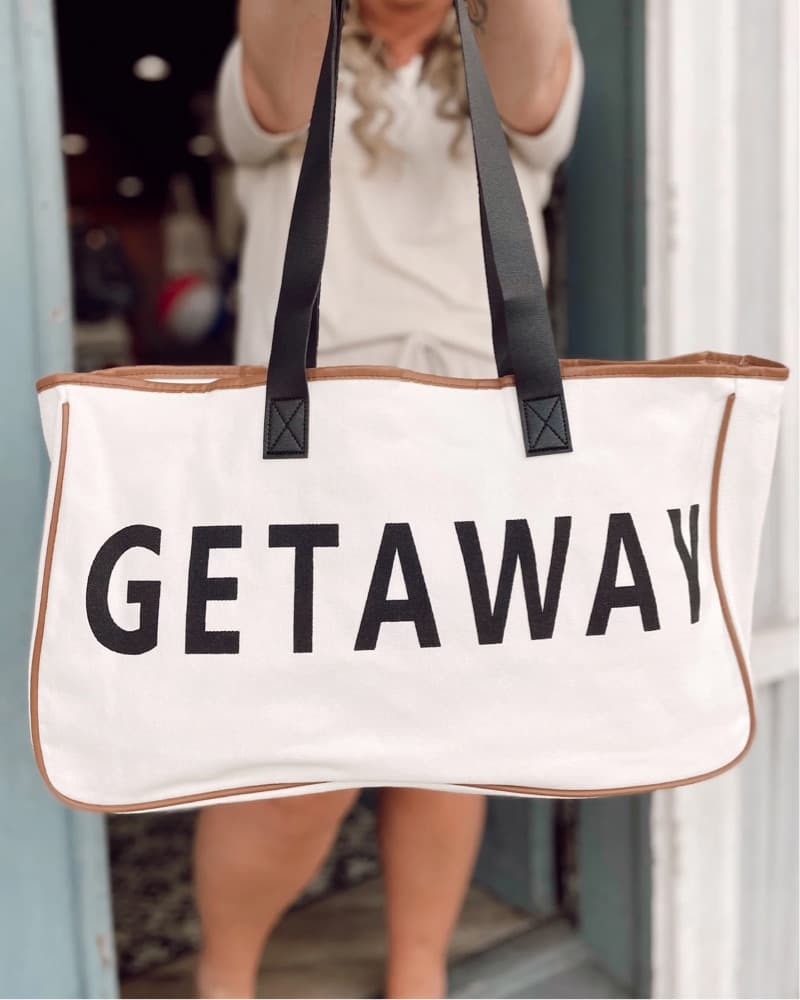 Getaway Trabel Beach Tote - Image 4
