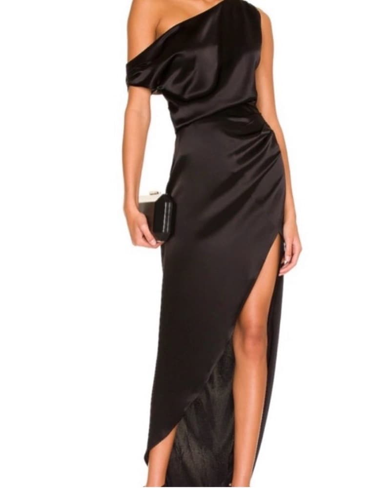 Nonchalant Black Gown - Image 1