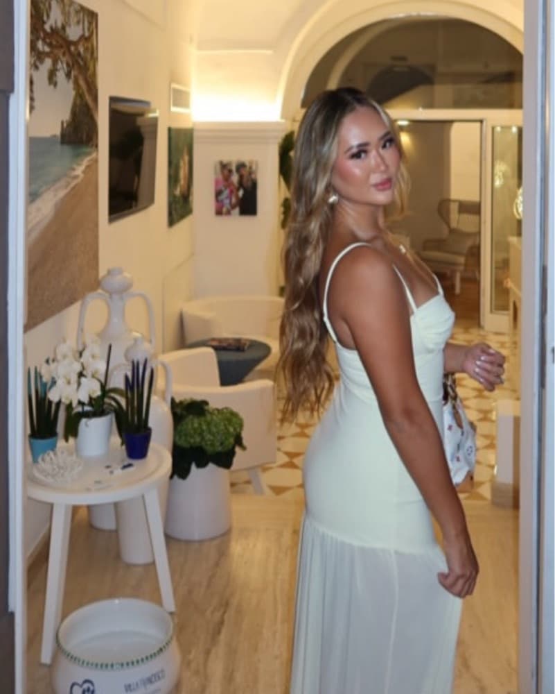 Elegant Light Yellow Maxi Dress - Image 2