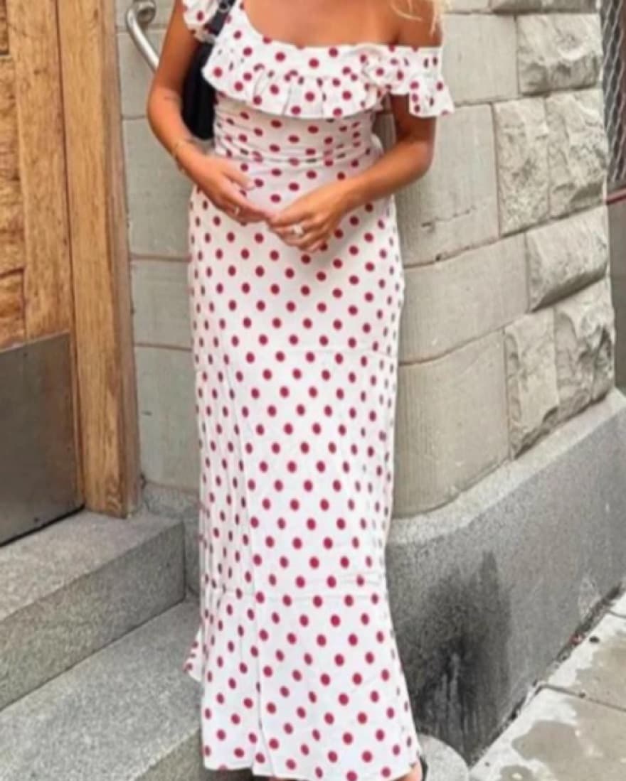Claudia Dress in Super Dot, Realisation  - Image 4