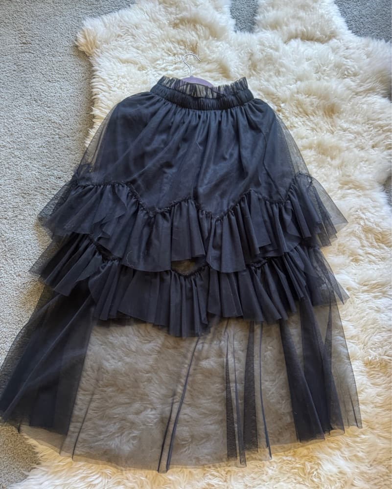 Elegant Tulle Ruffle Skirt - Image 3