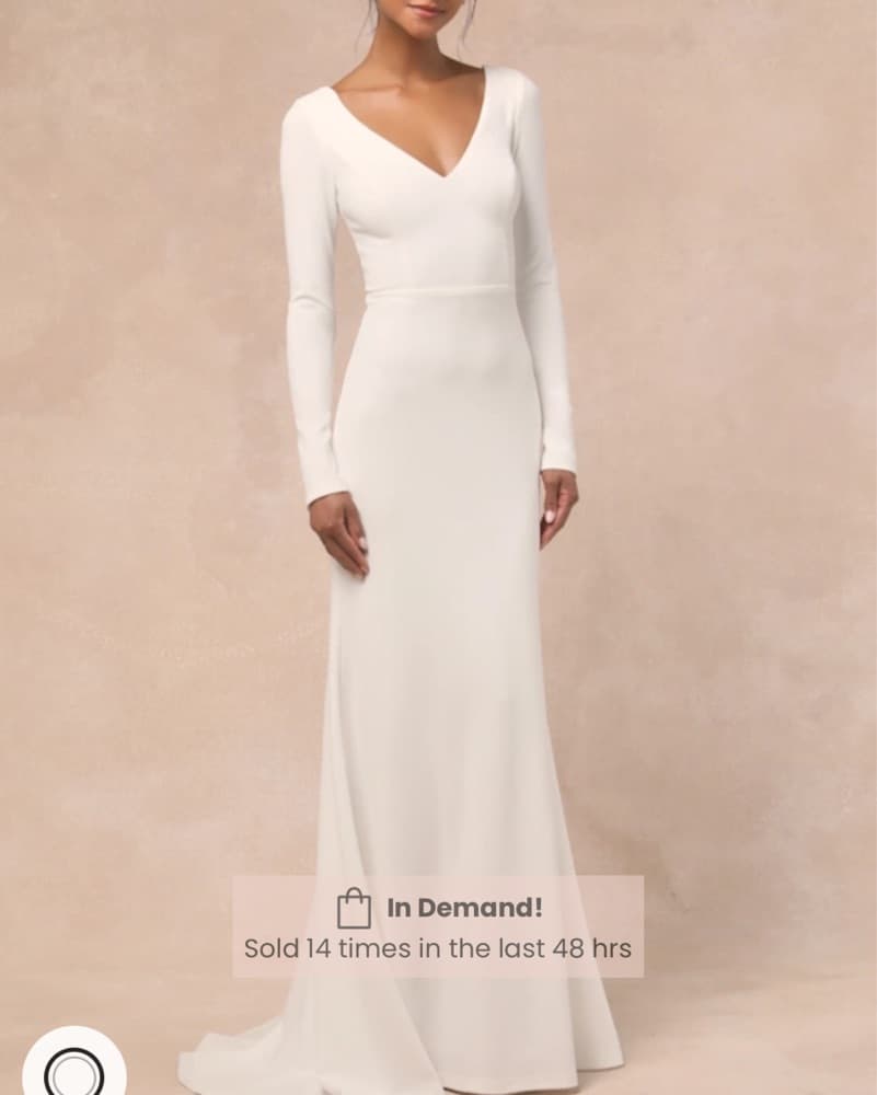 White Long Sleeve Gown With Buttons - Image 2
