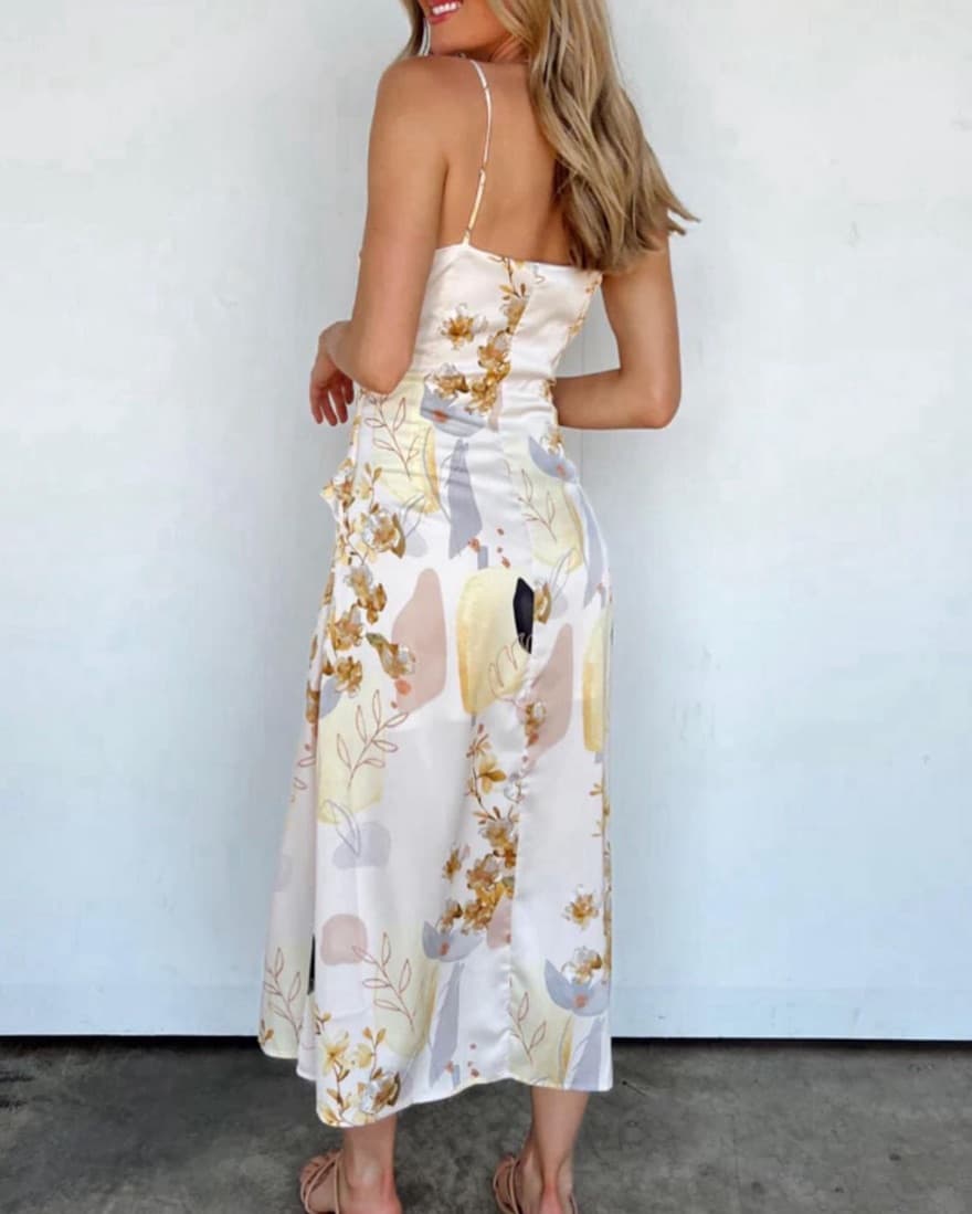 Vestique Floral Maxi Dress - Image 3