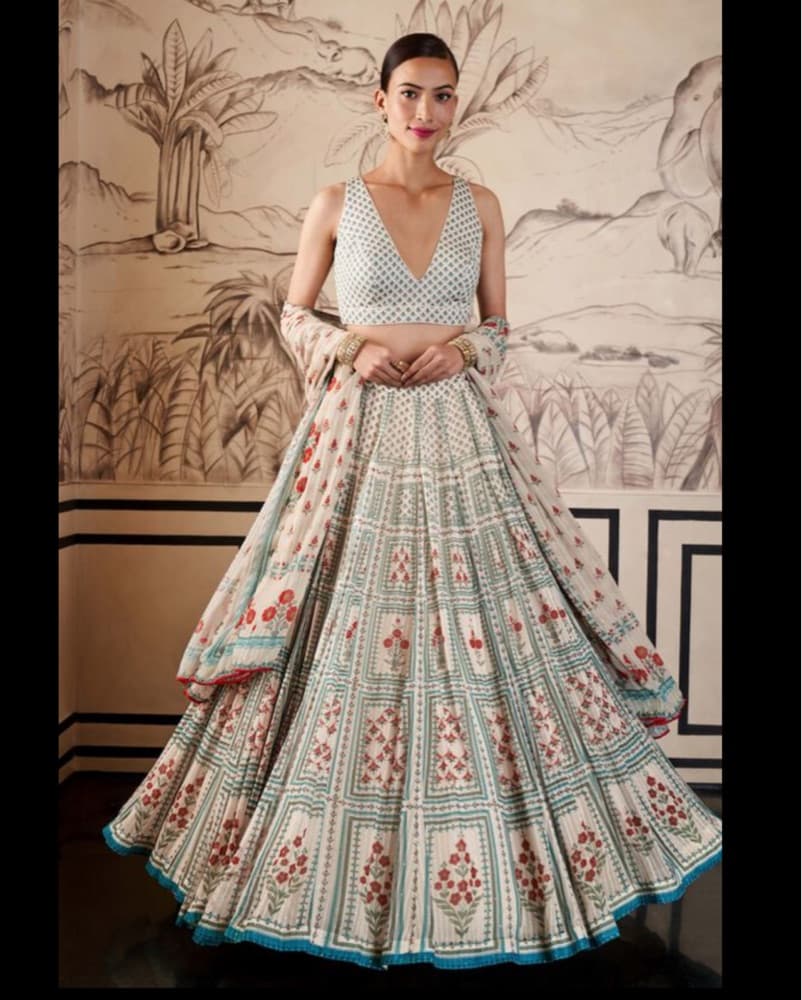 Anita Dongre Lehenga  - Image 5