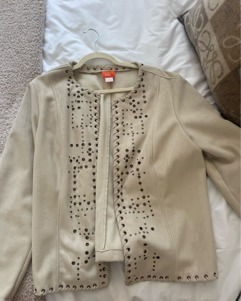 Stylish Taupe Suede Studded Jacket - Image 2