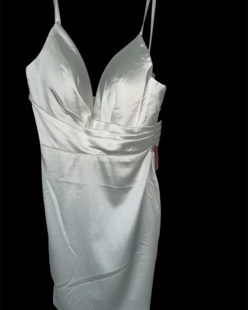 Mac Duggal White Satin Mini Dress - Image 2