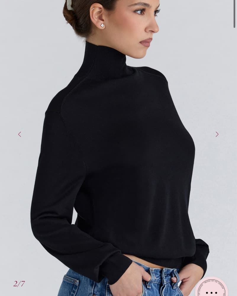 Sophisticated Black Turtleneck Sweater - Image 2