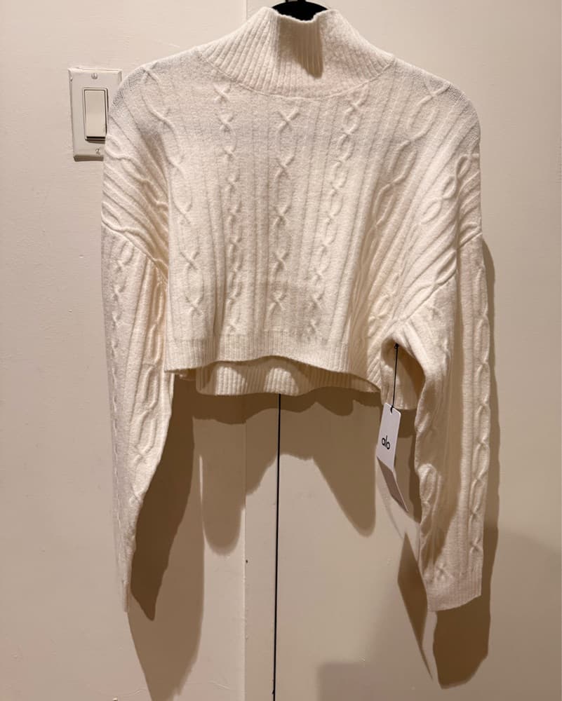 Soft White Cable Knit Cropped Sweater - Image 6