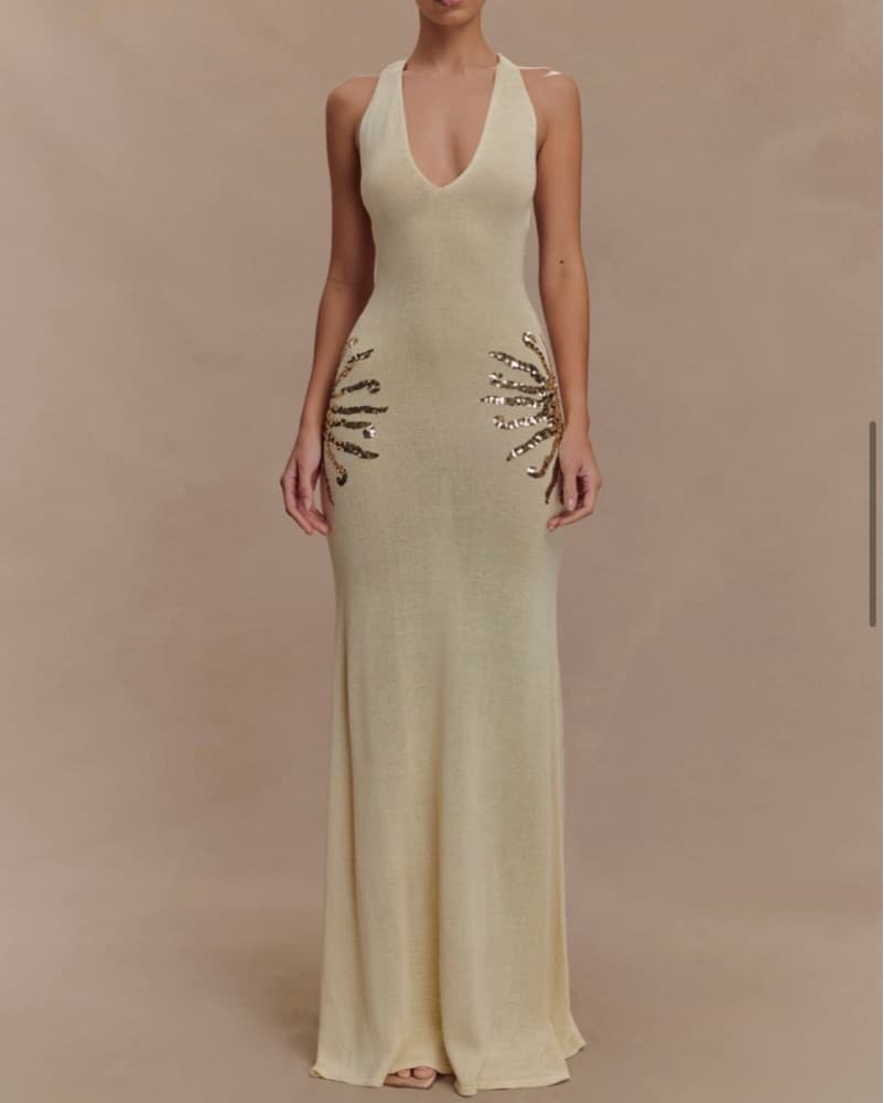 Elegant Sequin Embellished Mermaid Gown - Image 4