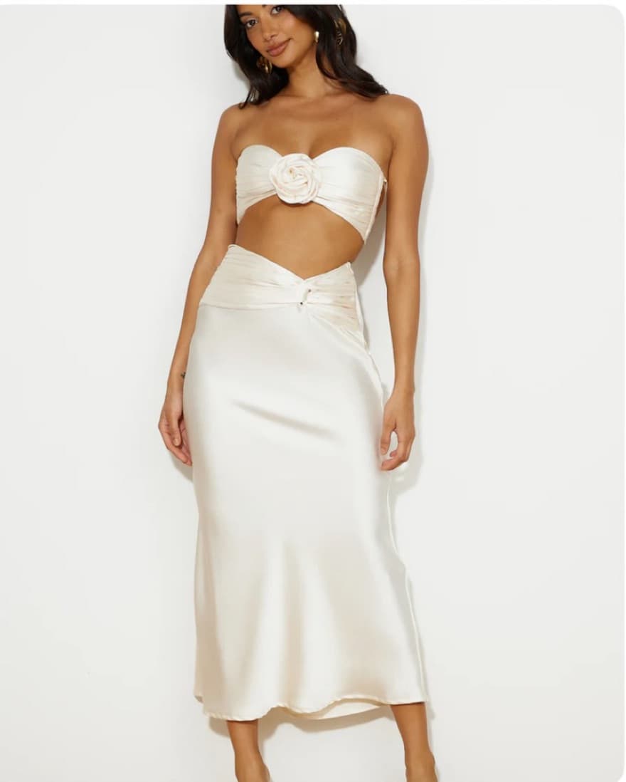 HELLOMOLLY Satin Crop Top Champagne  - Image 2
