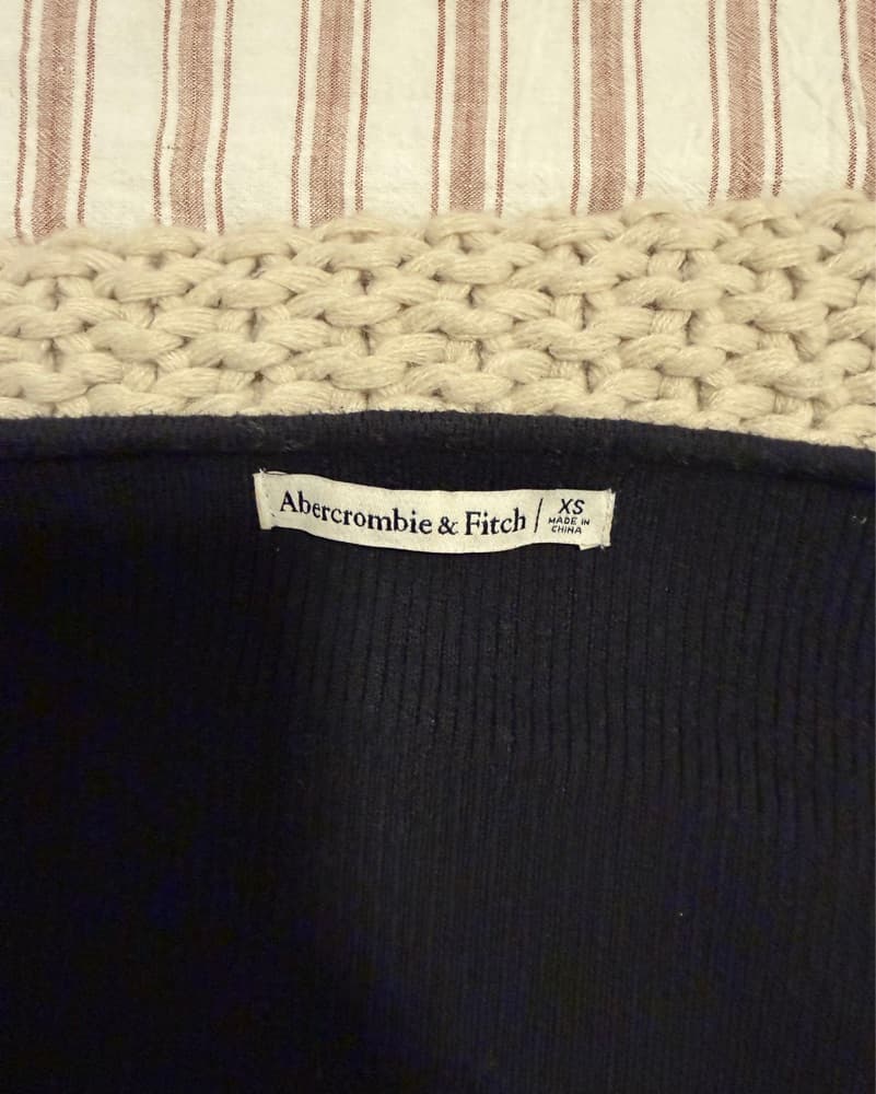 Abercrombie Black Corset Ribbed Sweater - Image 2